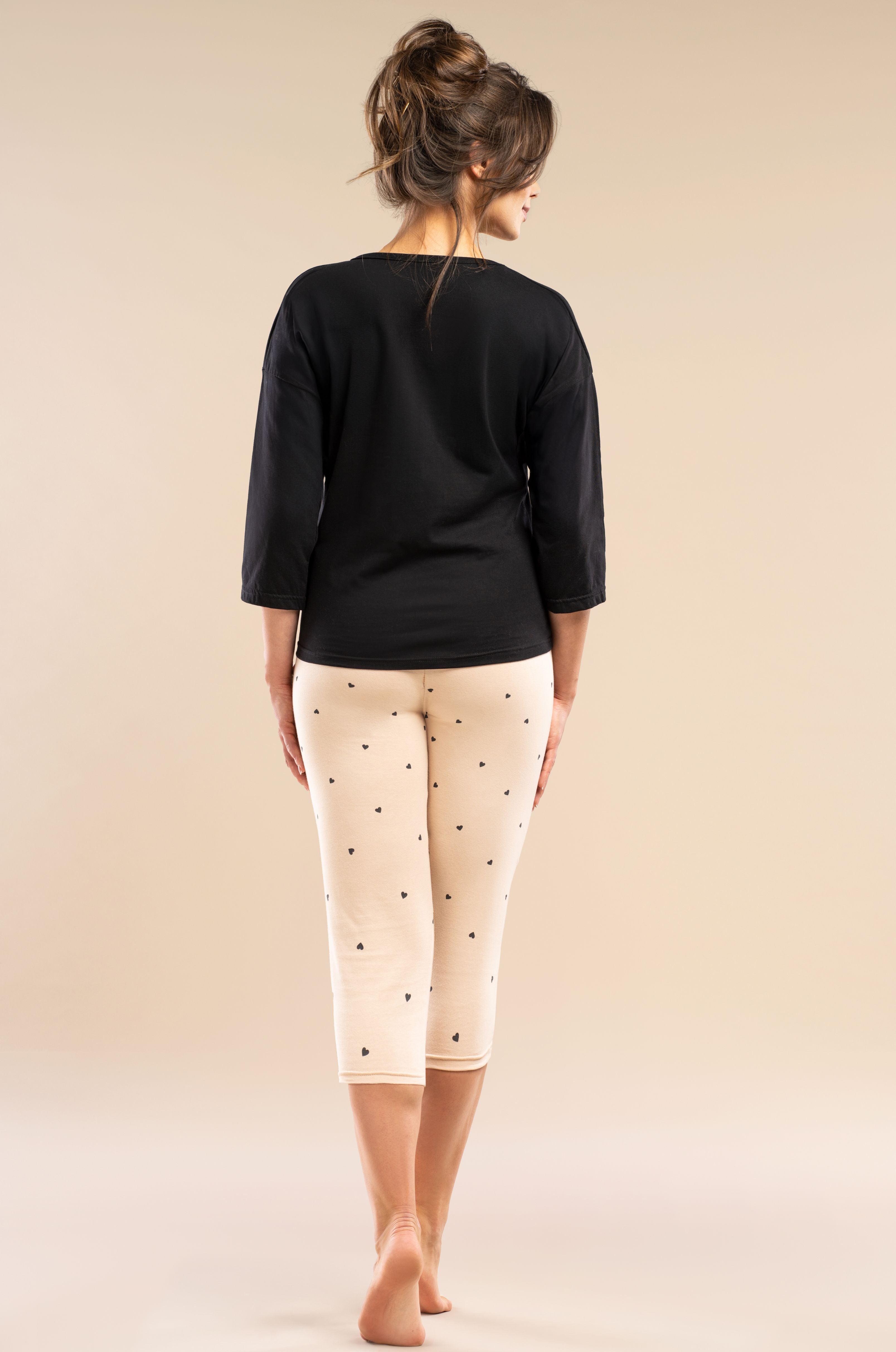 Capri-Pyjama-Damen-Oberteil-Schleifen-Herzen-Hose-Rückansicht