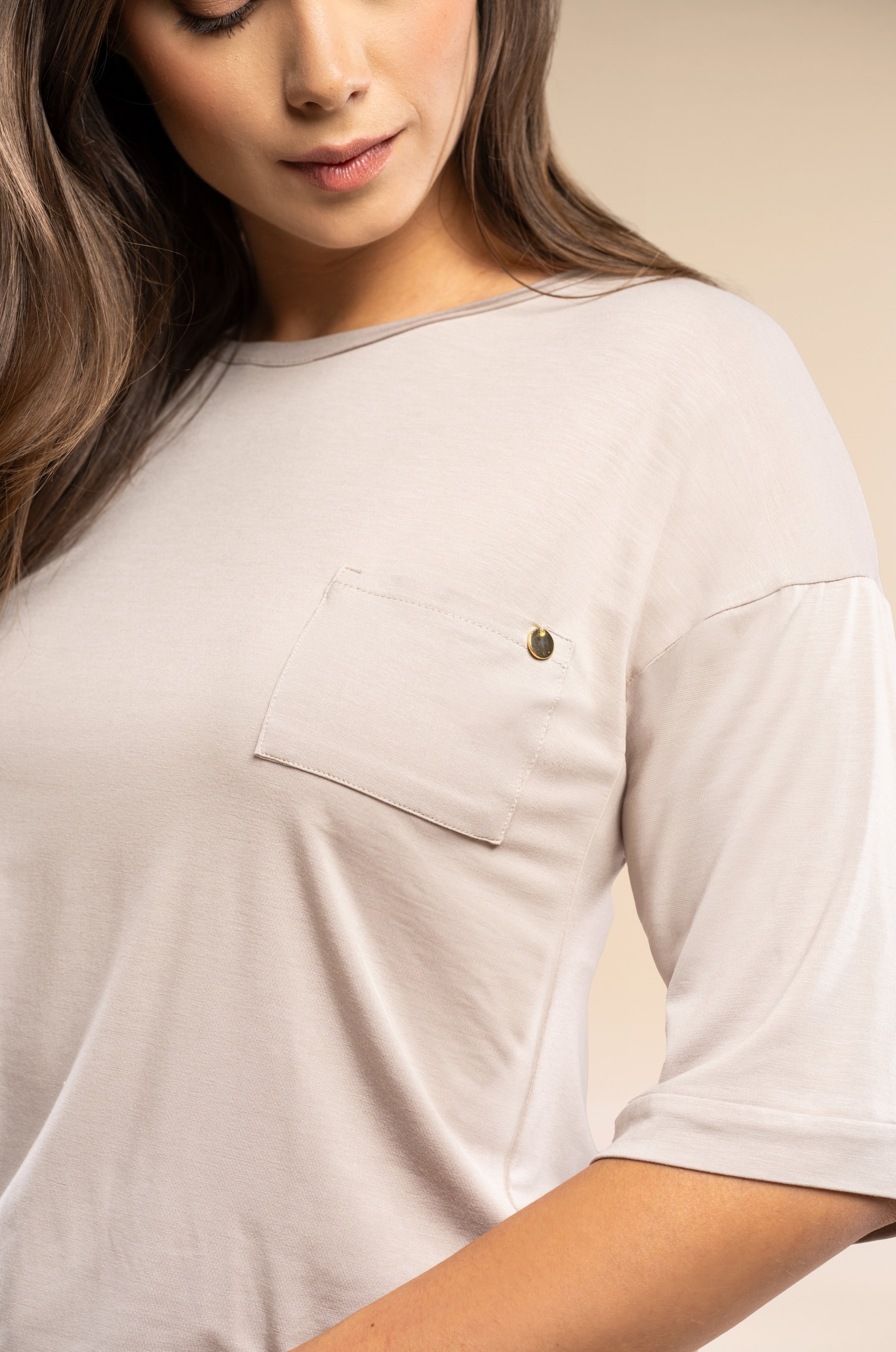 Damen-Pyjama | Halbarmshirt, 7/8 Culotte-Hose | Beige mit Brusttasche | EcoVero™‑Viskose