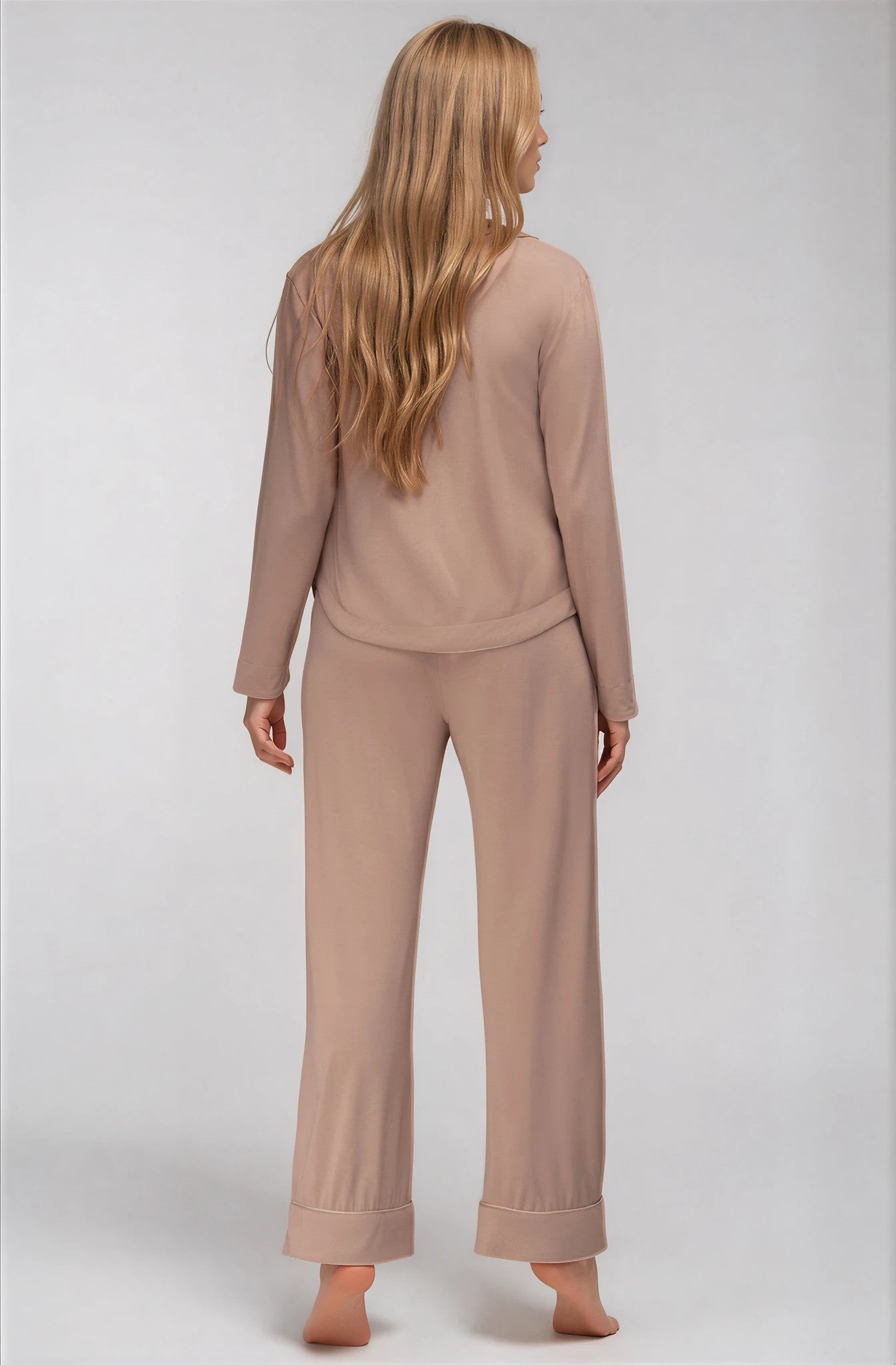 Damen Pyjama – Hemdbluse & Hose aus EcoVero™ Viskose, Farbe Mocca